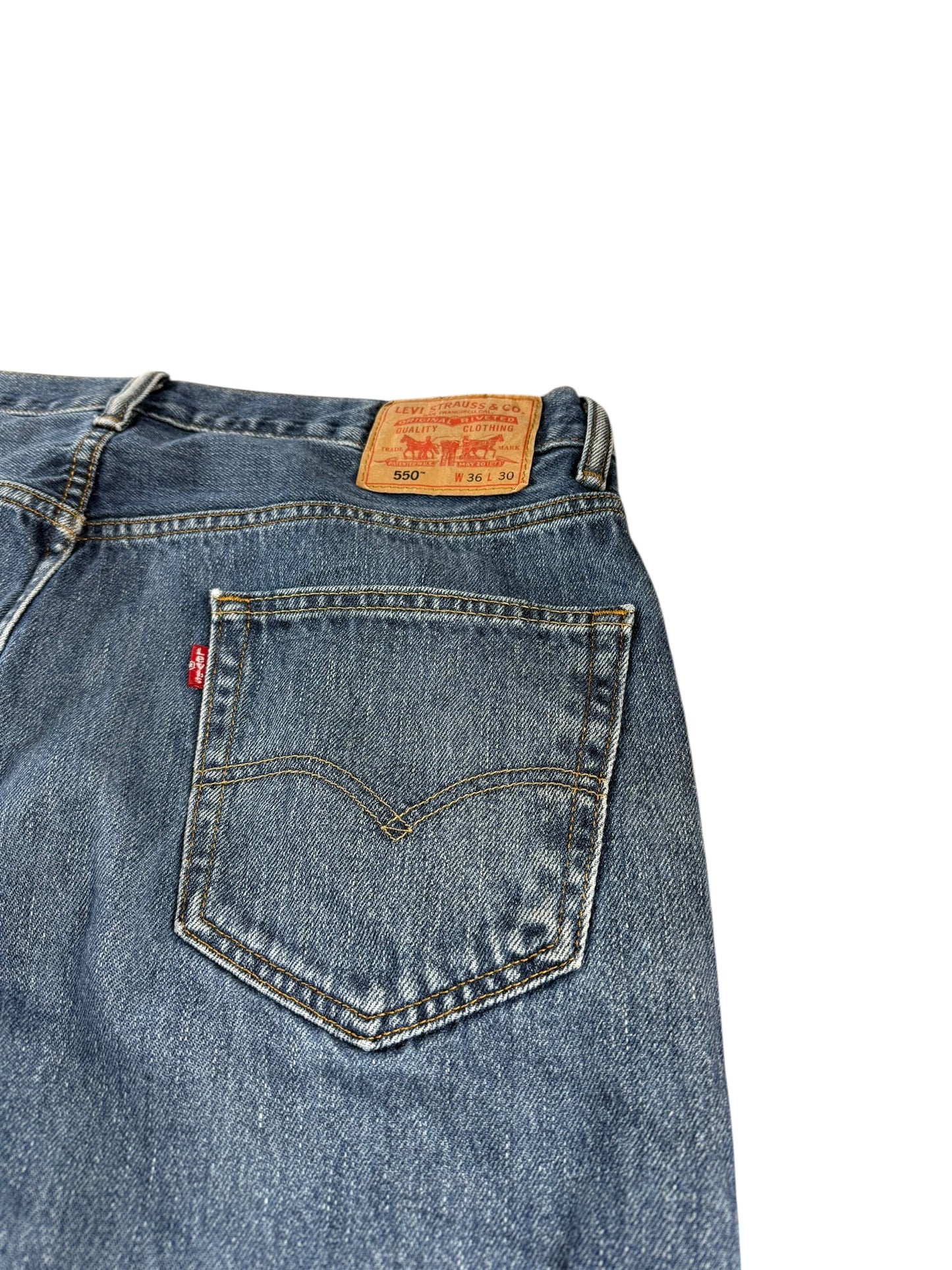 Levis 550 (44/103)