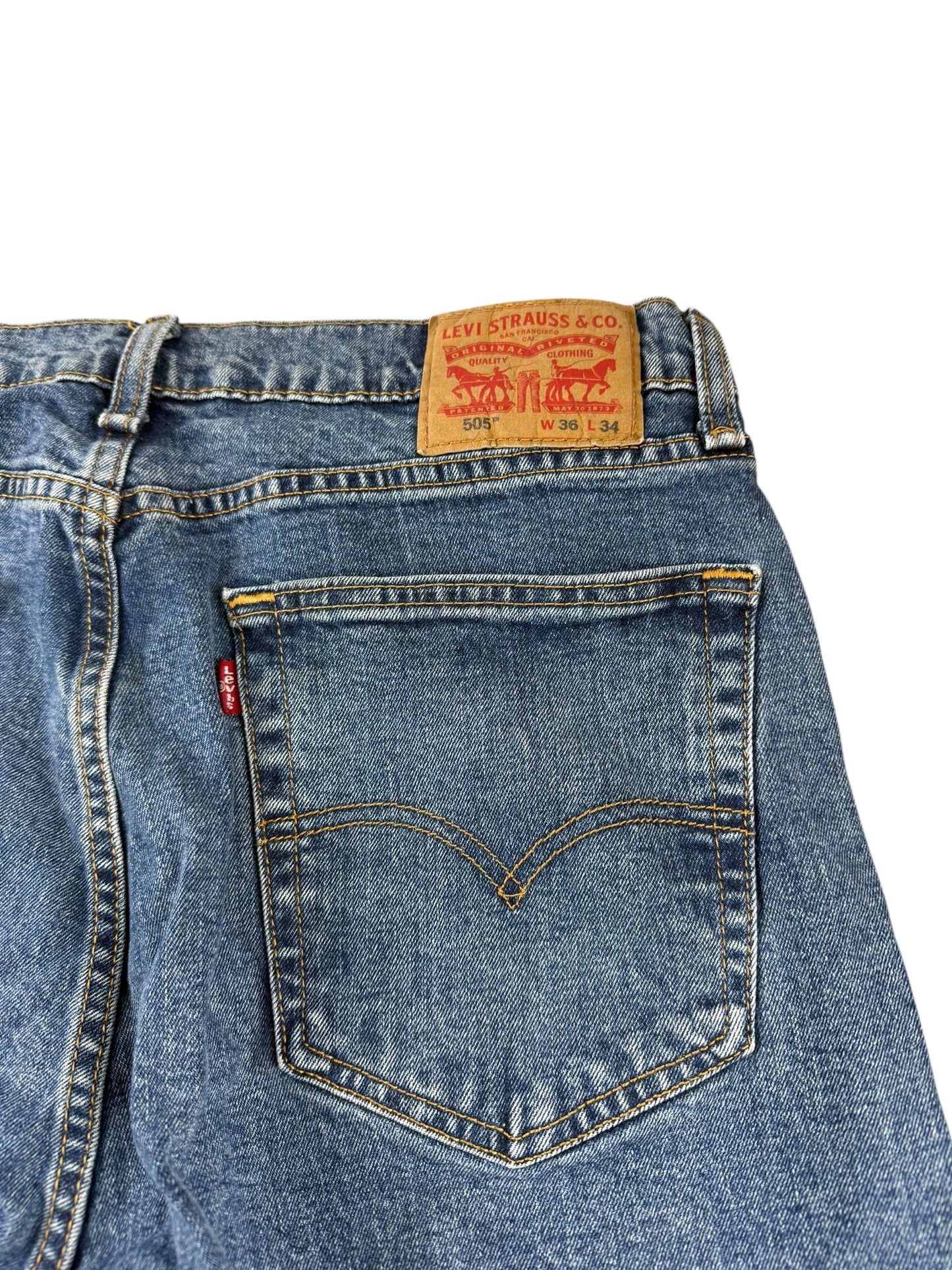 Levis Jeans 505 (42/108)